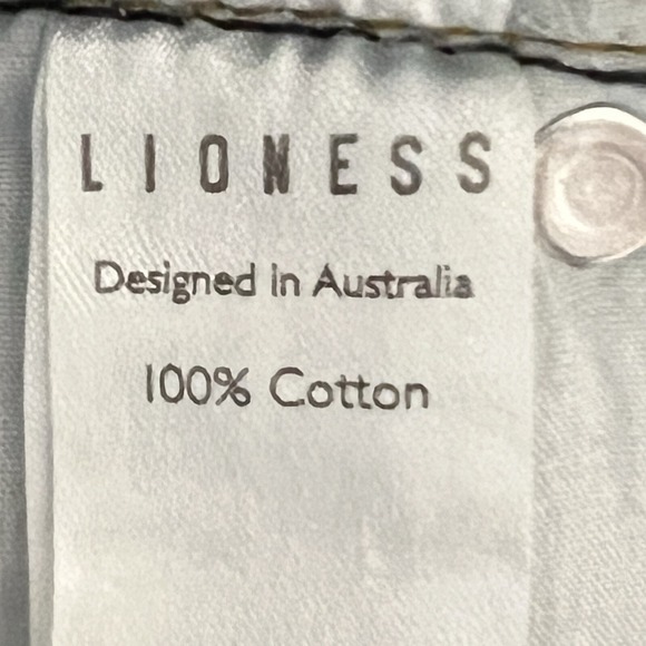 NWT LIONESS Women's Gemini Mum Pale Blue Denim Jeans Size 4 High Waisted Cotton - Picture 8 of 13